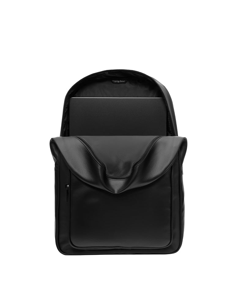 MOCHILA DE CUERINA NEGRA